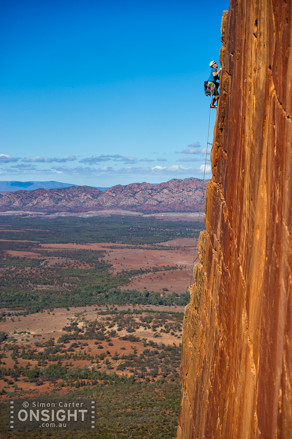 Rob Saunders, Outside Chance (16), Great Wall, Moonarie, South Australia.